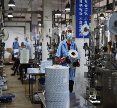 الصين في طريقها الي التخلي عن السوق الأمريكية بسبب اضرار الرسوم الجمركية علي المصانع الصينية 